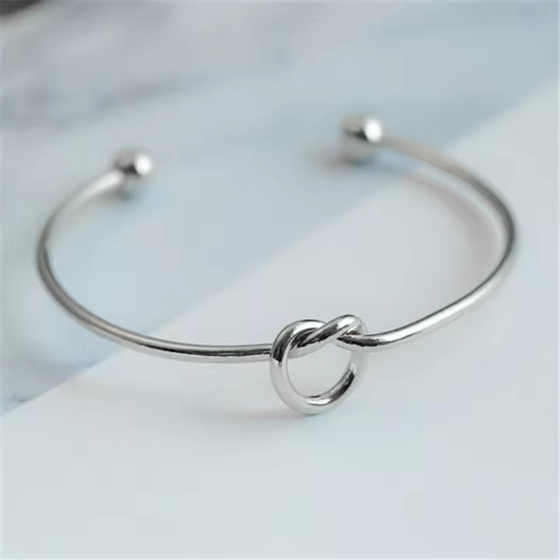 Twisted Bangle Bracelet