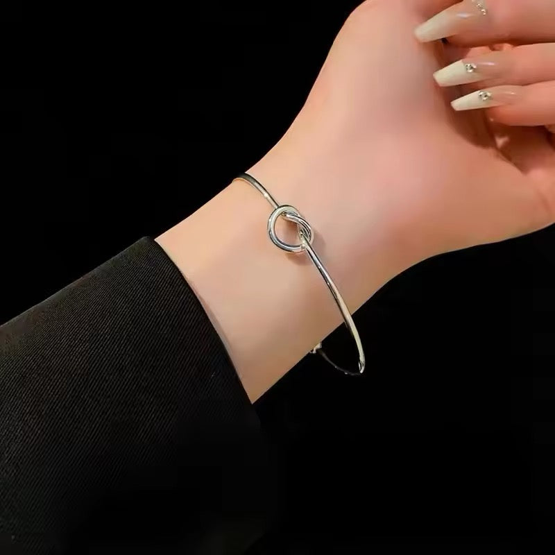 Twisted Bangle Bracelet