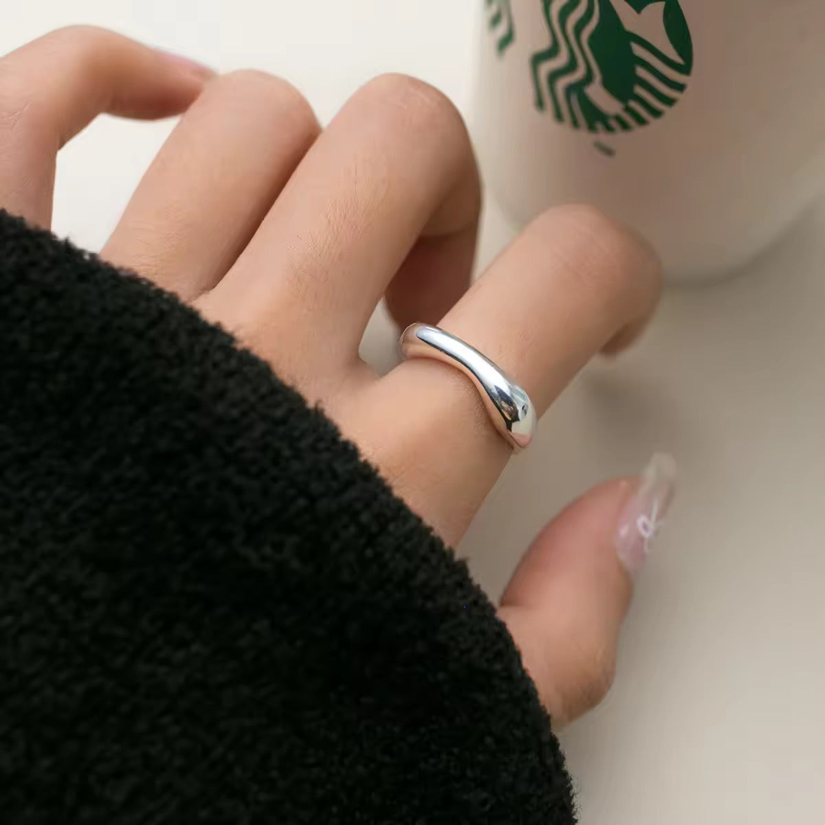Solid Arc Ring