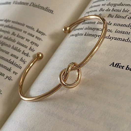 Twisted Bangle Bracelet